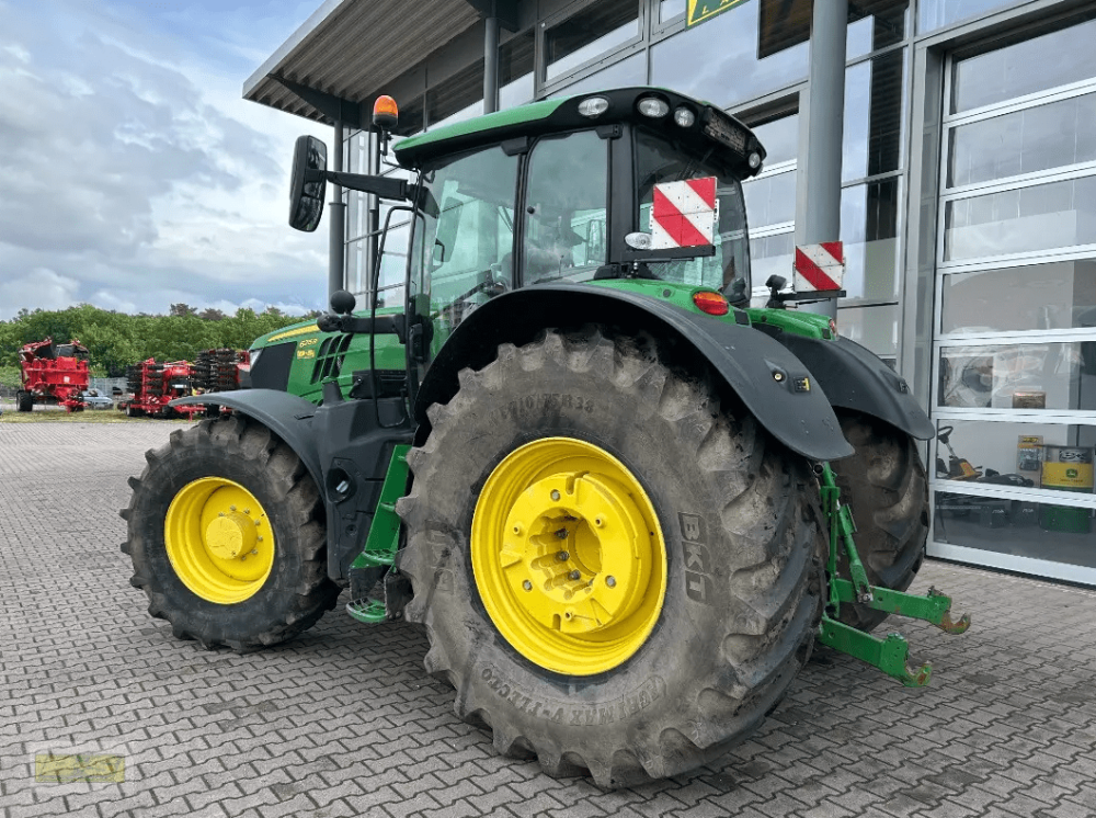 john deere 6215r 02