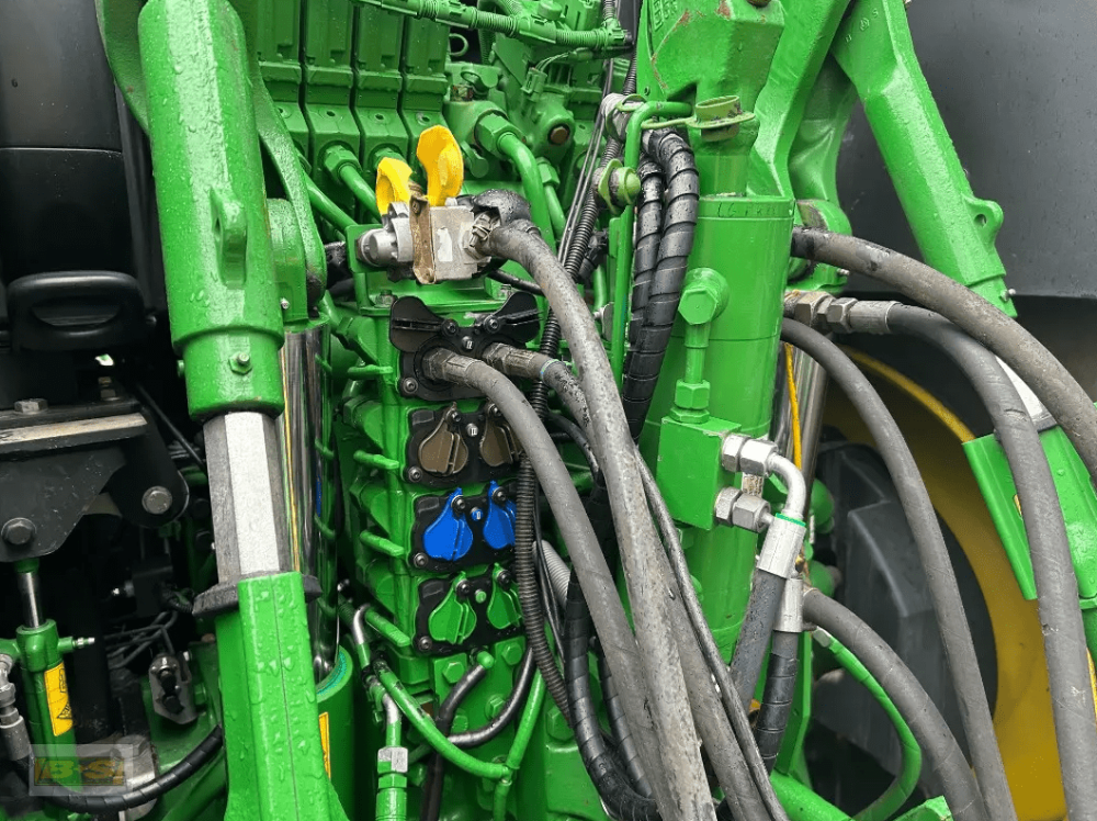 john deere 6250r 06