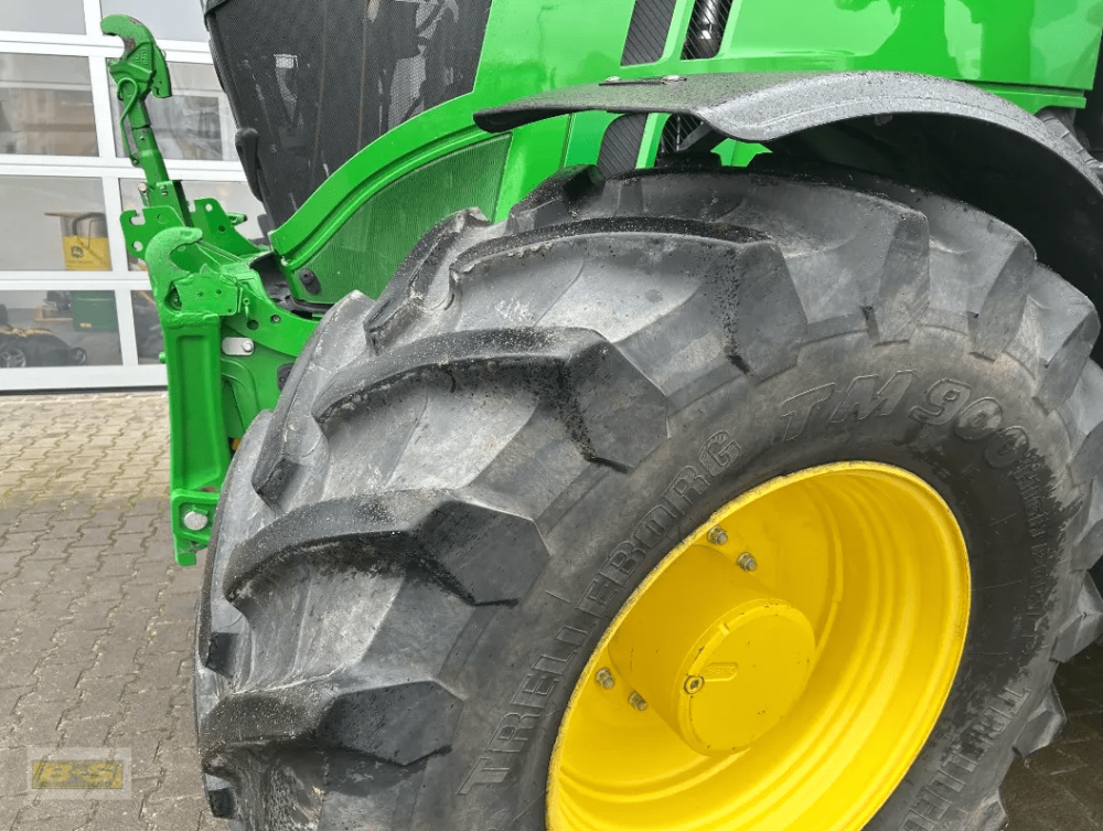 john deere 6250r 09